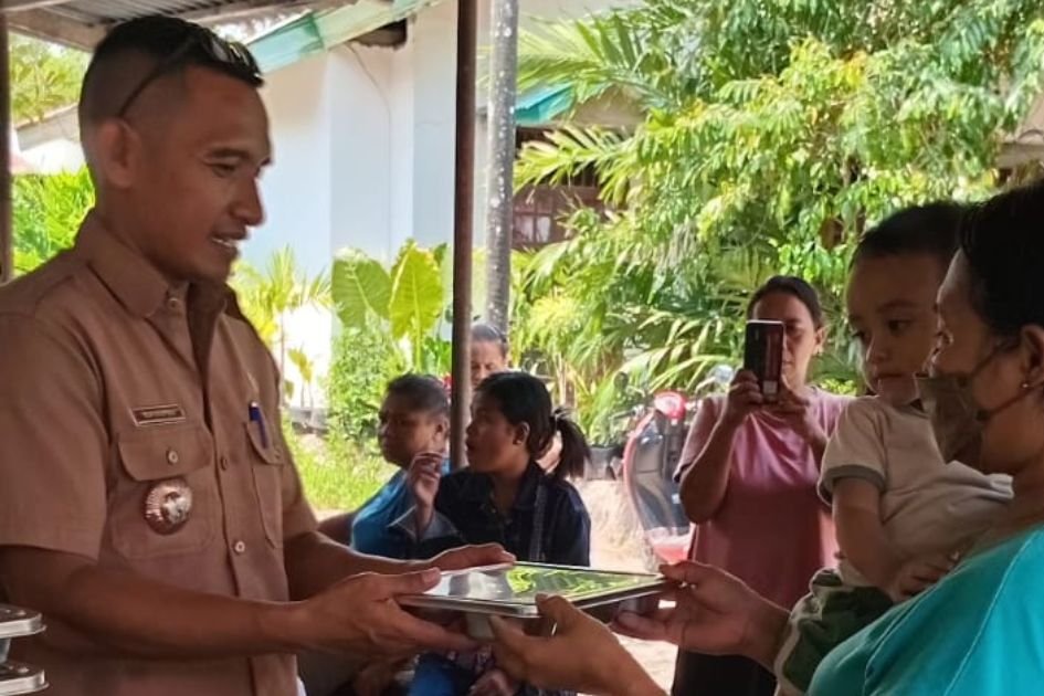 Penyaluran Perdana Program "Makan Bergizi Gratis" di Posyandu Betlehem